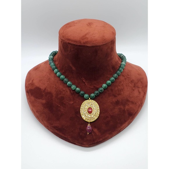 22KT Gold Kundan Polki Pendant - Picture 5 of 8